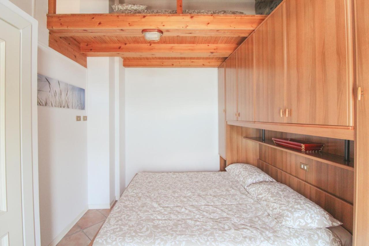 דירות דומאסו La Casa Del Porto מראה חיצוני תמונה